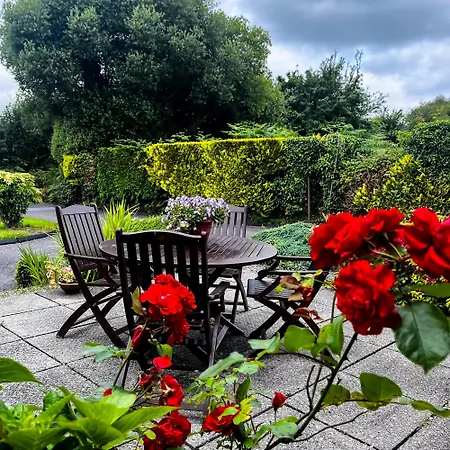 Holiday home Dooneen House *