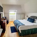 Dooneen House *